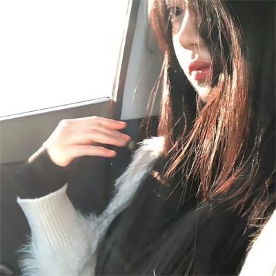 美丽笨女人